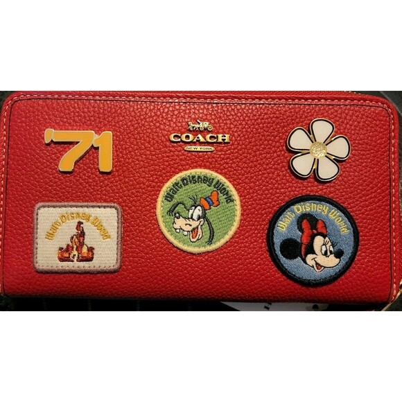 DISNEY COACH 50TH ANNIVERSARY RED LEATHER PATCH WALLET MINNIE MOUSE -nwt - Picture 6 of 9
